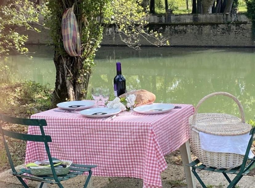 Gite Chez Madeleine Διαμέρισμα Louhans Εξωτερικό φωτογραφία